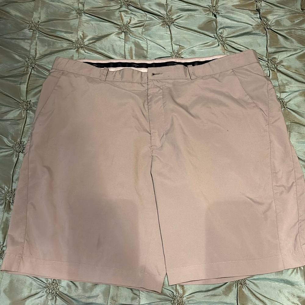 Callaway golf shorts Men’s size 42